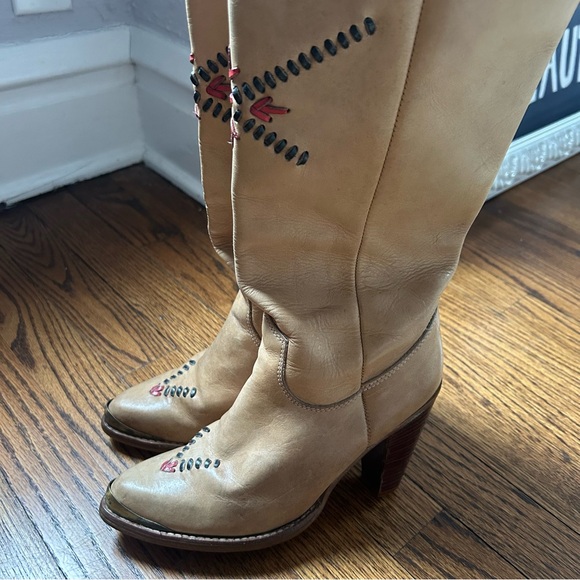 Miranda Lambert’s “Vice” Boots - Picture 6 of 10